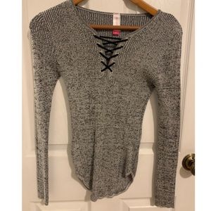 No Boundaries long sleeve top with detail